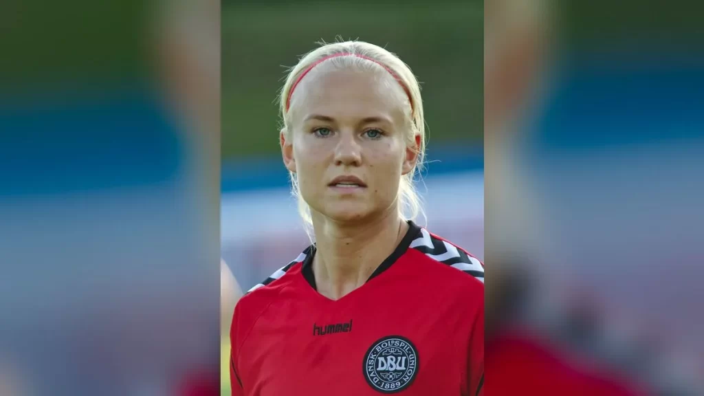 Pernille Harder, футболистка